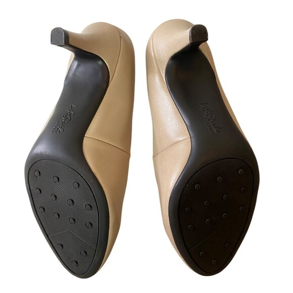 LifeStride Beige Closed Toe Pumps Vegan Leather 7.5 W - Picture 5 of 10